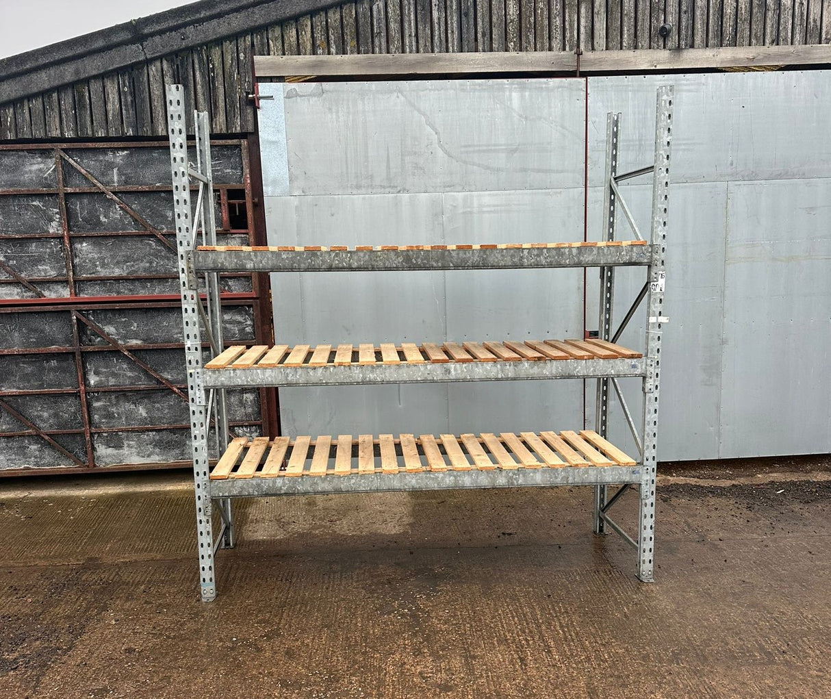 Galvanised Pallet Racking Bay 900mm Deep 2M - 4.5M