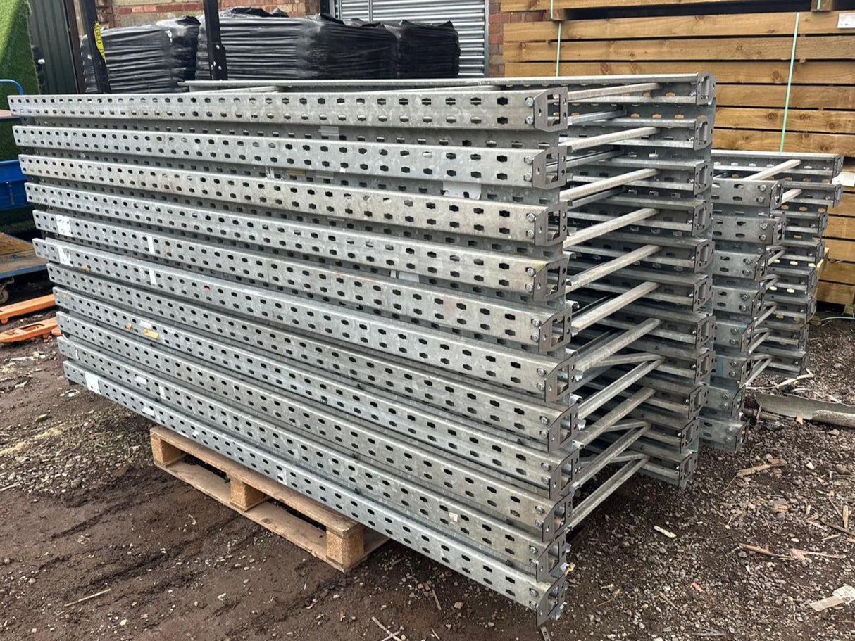 Galvanised Pallet Racking Frame 900mm Depth