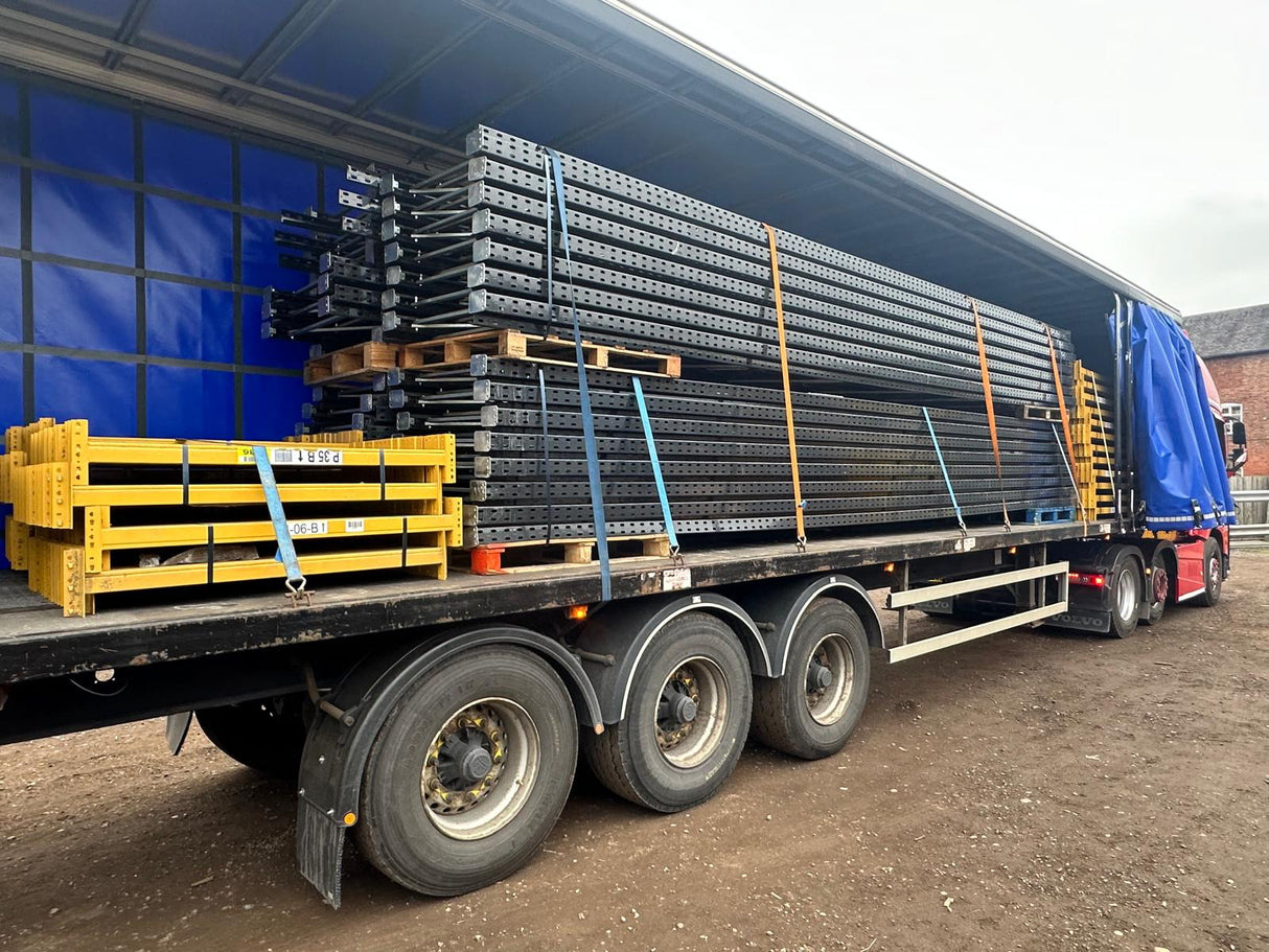 Link 51 Pallet Racking Frame 900mm Depth