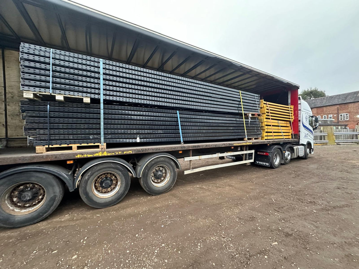 Link 51 Pallet Racking Frame 900mm Depth