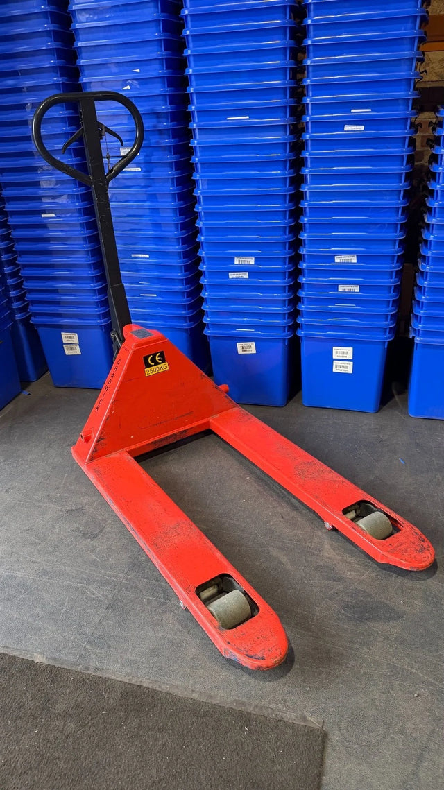 Used Chadwick 2500kg braked pallet truck