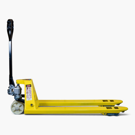 Side view of the yellow 2000kg pallet truck with the forks lowered and the white steer wheel