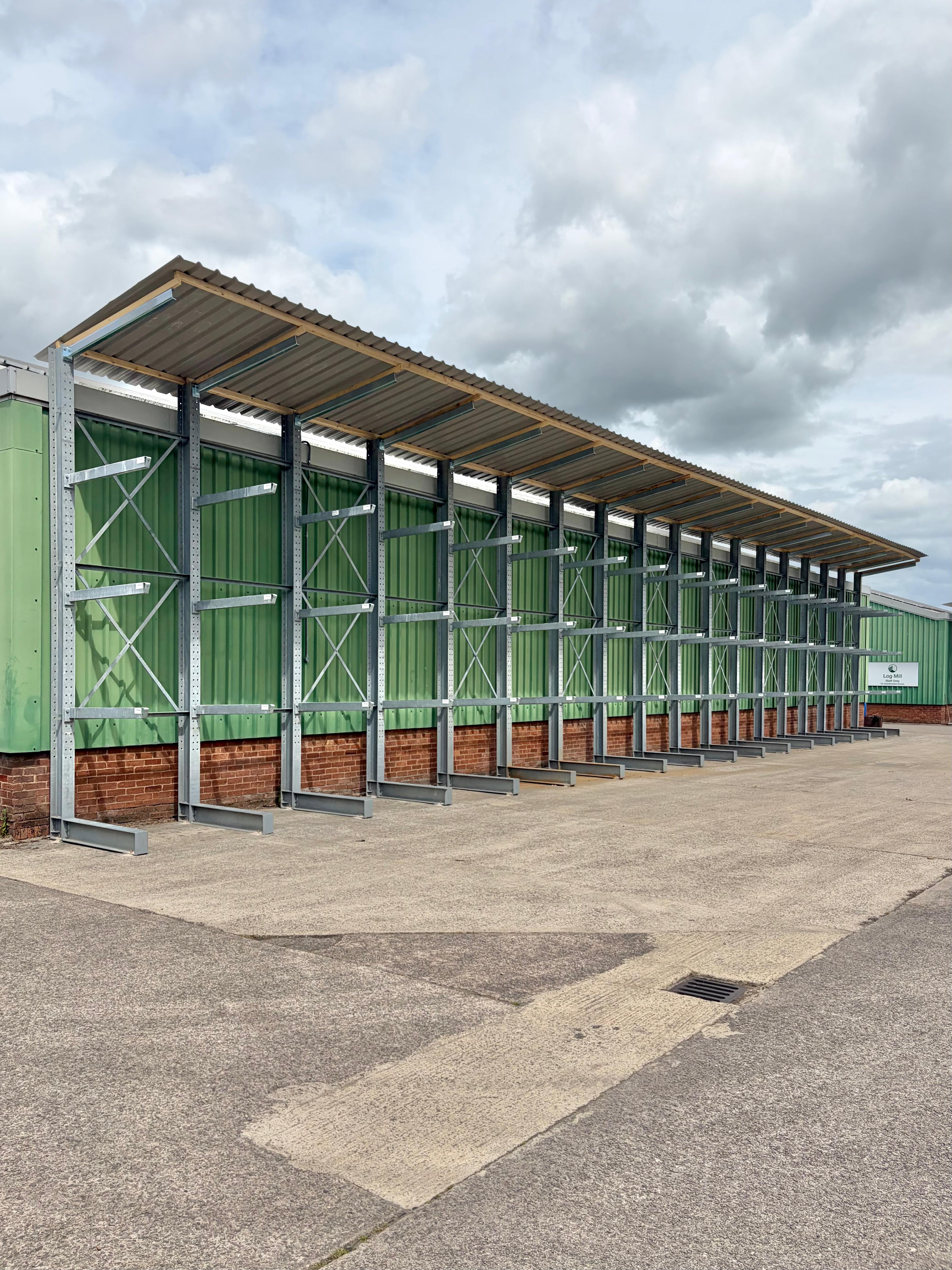 Cantilever racking for long and bulky items